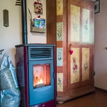 Lo Méquio De Emilie 2 Passi Da Centro E Piste Valtournenche